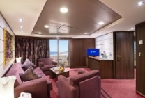 Suite Royale Yacht Club